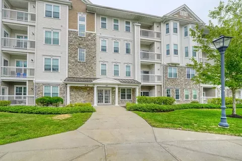 422 John Mahar Hwy #108, Braintree, MA 02184