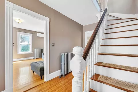 Entry Way - 11 Gilbert St, Framingham, MA 01702 photo 5 of 8