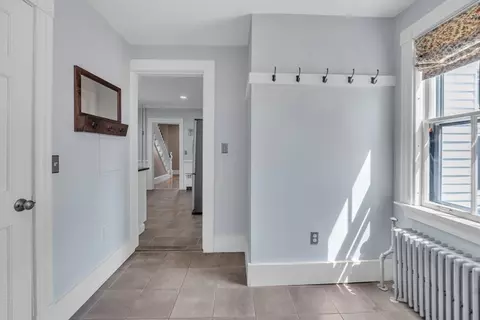 Entry Way - 11 Gilbert St, Framingham, MA 01702 photo 2 of 8