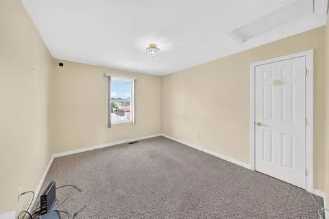 172 Stevens St, Fall River, MA 02721 photo 16