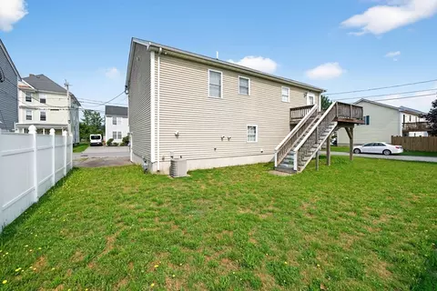 172 Stevens St, Fall River, MA 02721 photo 4
