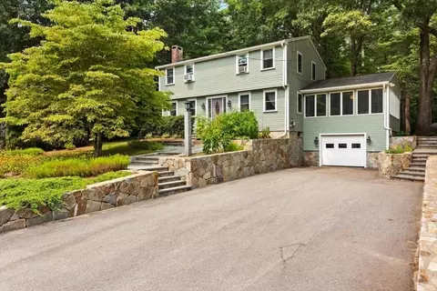 4 Karol Dr, Norton, MA 02766