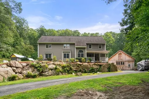 2 Aikens Rd, Hopkinton, MA 01748