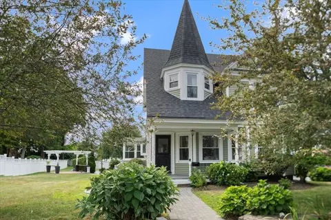 140 North Ave, Haverhill, MA 01835