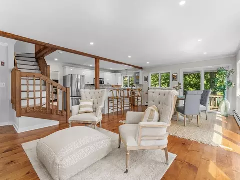 Living - 105 Crockett Rd, Upton, MA 01568 photo 1 of 6