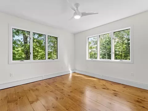 Bedroom - 105 Crockett Rd, Upton, MA 01568 photo 5 of 8