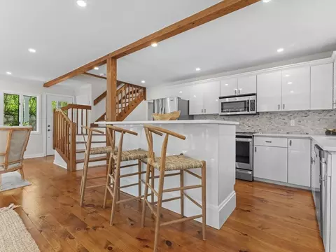 Kitchen - 105 Crockett Rd, Upton, MA 01568 photo 1 of 5