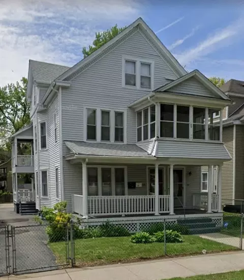 148-150 Oak Grove Ave, Springfield, MA 01109