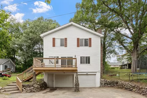 6 Maverick Rd, Worcester, MA 01604