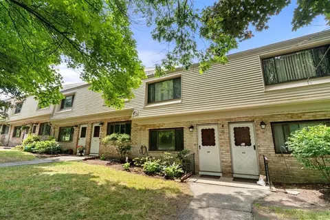 269 Farrwood Dr #269, Haverhill, MA 01835