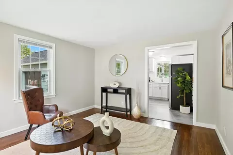 325 Hartwick St, Springfield, MA 01108 photo 10