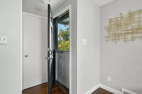 325 Hartwick St, Springfield, MA 01108 photo 7