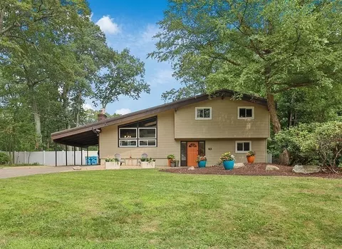 47 Walnut St, Millis, MA 02054