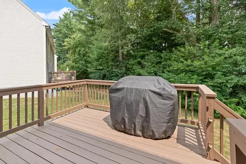 Exterior - 3 Knowlton Cir #3, Upton, MA 01568 photo 5 of 11
