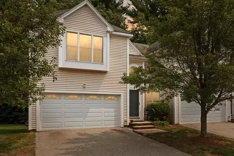 3 Knowlton Cir #3, Upton, MA 01568
