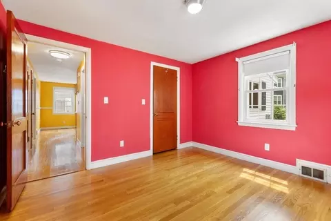 54 Como Rd, Hyde Park, MA 02136 photo 16