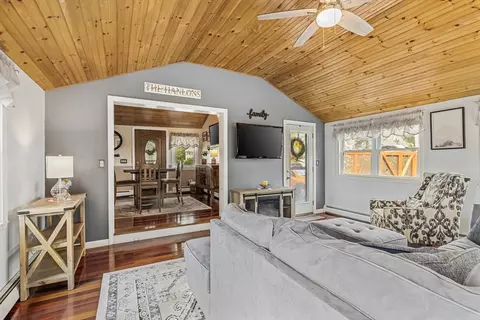 65 Baldwin Rd, Billerica, MA 01821 photo 6