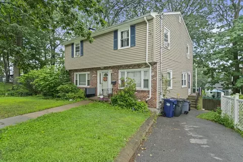 24 Constitution Rd, Mattapan, MA 02126