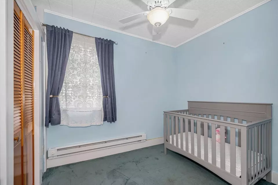 Bedroom - 61 Butterfield St, Lowell, MA 01854 photo 3 of 13