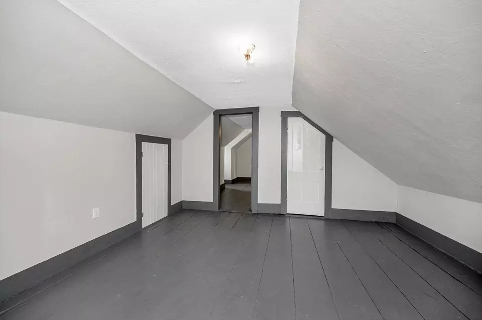 Bedroom - 61 Butterfield St, Lowell, MA 01854 photo 12 of 13