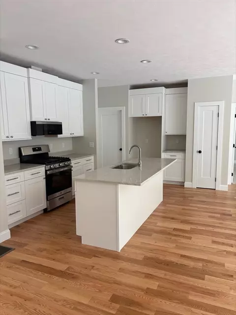 Kitchen - 190 Whitins Rd, Sutton, MA 01590 photo 2 of 3