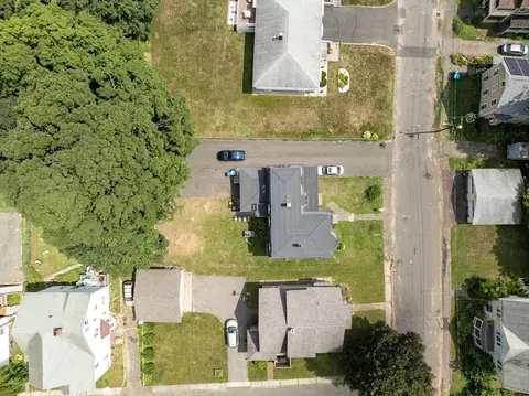 9 Cottage St, Ware, MA 01082 photo 8