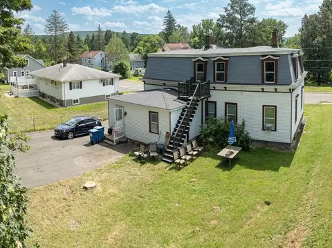 9 Cottage St, Ware, MA 01082 photo 5