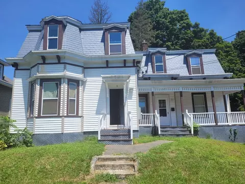 9 Cottage St, Ware, MA 01082 photo 3