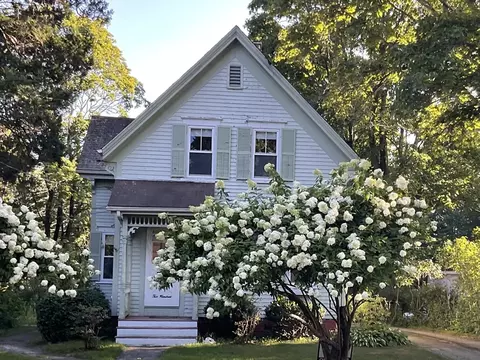 200 N Central St, East Bridgewater, MA 02333
