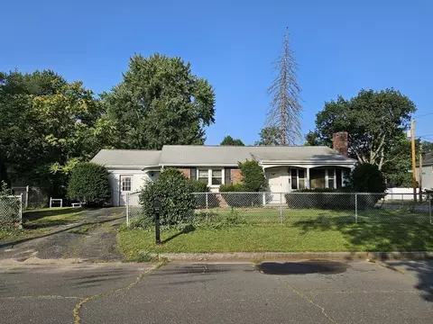 45 Dimmick St, Springfield, MA 01109 photo 3