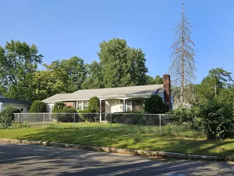 45 Dimmick St, Springfield, MA 01109 photo 2