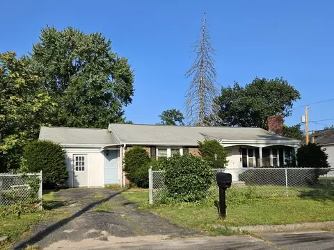 45 Dimmick St, Springfield, MA 01109 photo 4