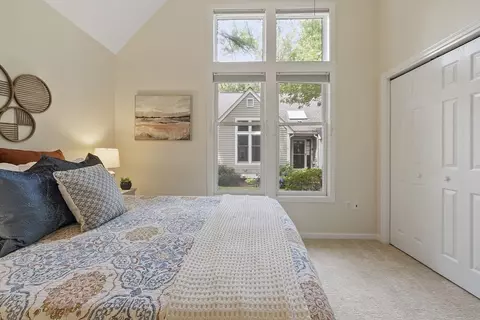 Bedroom - 32 Brewster Ln #32, Acton, MA 01720 photo 4 of 4