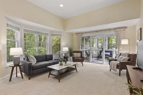 Living - 32 Brewster Ln #32, Acton, MA 01720 photo 1 of 4