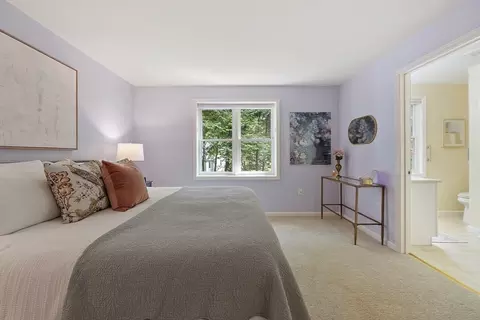 Bedroom - 32 Brewster Ln #32, Acton, MA 01720 photo 2 of 4