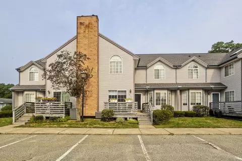 104 Johnson Rd #1210, Chicopee, MA 01022