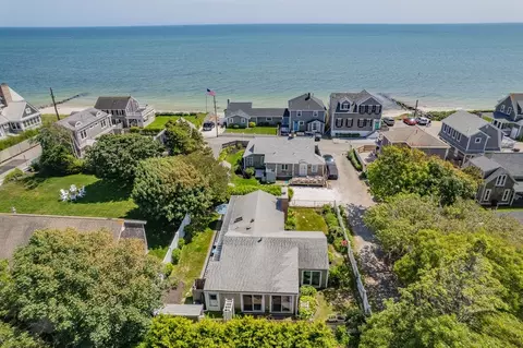 5 Highland Ln, Harwich, MA 02646