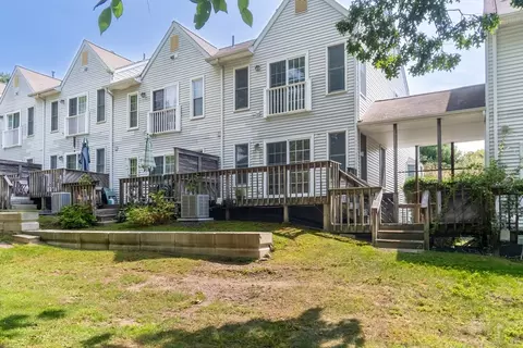 18 Castlegate #D, Springfield, MA 01129 photo 19