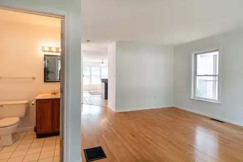 18 Castlegate #D, Springfield, MA 01129 photo 9