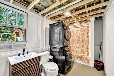 324 Bishops Ter, Hyannis, MA 02601 photo 38