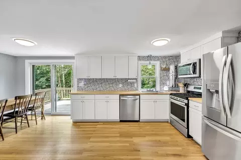 324 Bishops Ter, Hyannis, MA 02601 photo 20