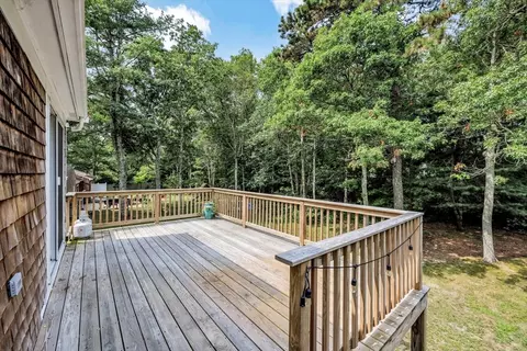 324 Bishops Ter, Hyannis, MA 02601 photo 9