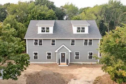 157 Auburn St #157, Whitman, MA 02382