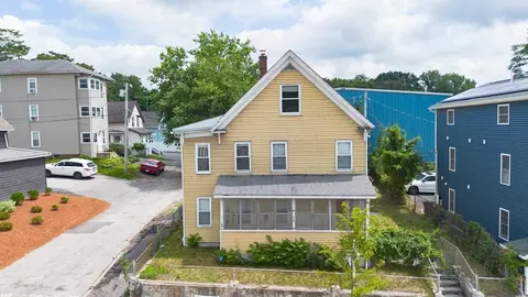 363 Shrewsbury St, Worcester, MA 01604