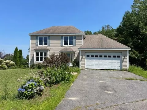 12 Walden Ct, Leominster, MA 01453