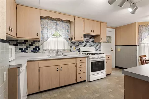 Kitchen - 94 Madison St, Dedham, MA 02026 photo 4 of 5