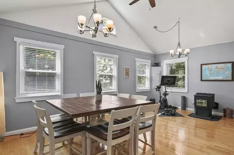 130 Singletary Ave, Sutton, MA 01590 photo 4