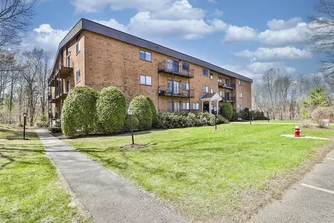 181 Littleton Rd #213, Chelmsford, MA 01824