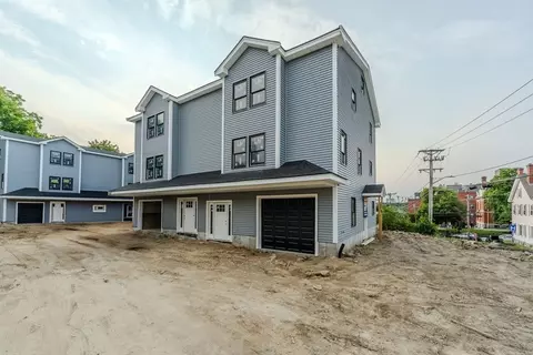 79 School St #1, Lowell, MA 01854