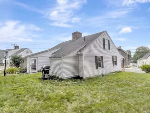 Exterior - 104 Spring St, Hull, MA 02045 photo 5 of 7